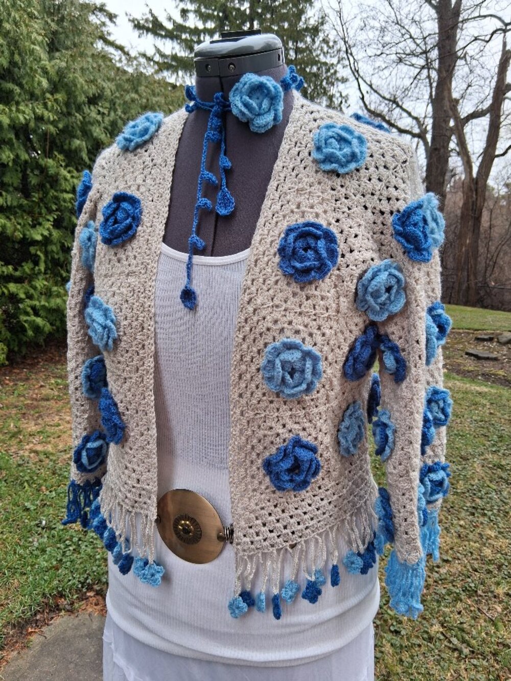 BOHO Blue 3D Floral Fringe Granny Square Sweater and Rose Wrap Choker M/L - Picture 2 of 11